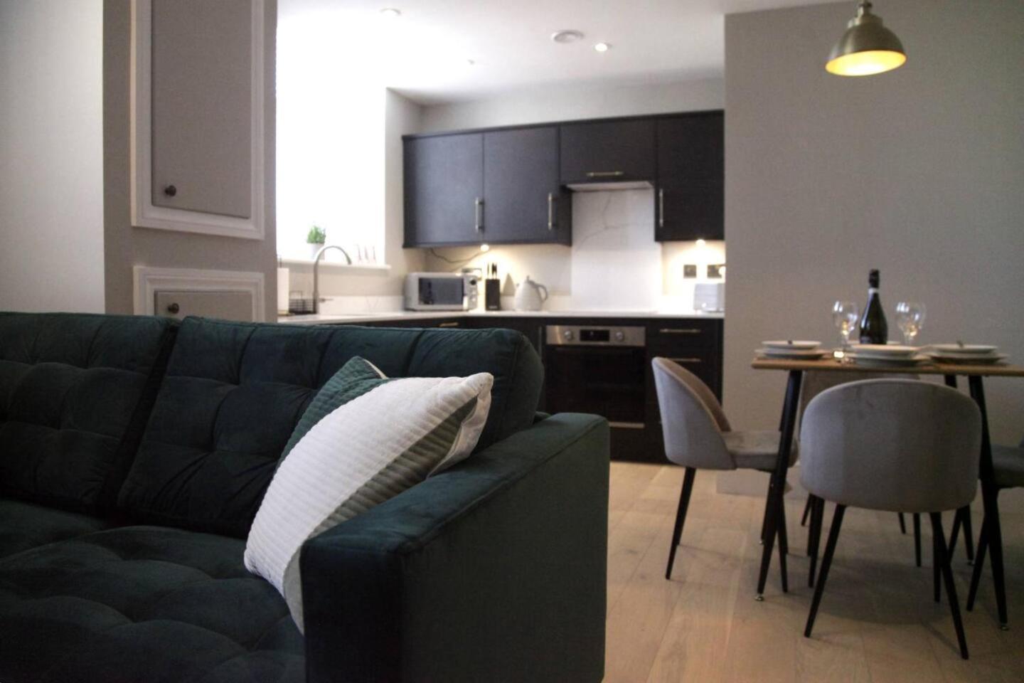 Pass The Keys Apartment 3 Old Conservative Club In Historic Town Caernarfon Buitenkant foto