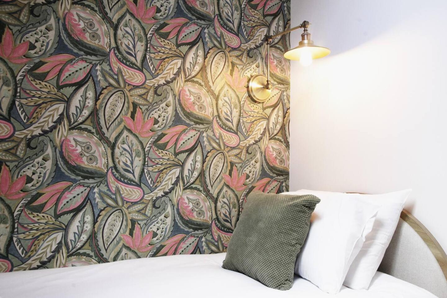 Pass The Keys Apartment 3 Old Conservative Club In Historic Town Caernarfon Buitenkant foto